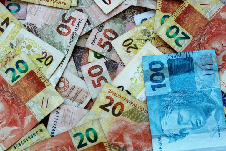 Veja a data de pagamento do novo salário mínimo (Foto: Reprodução/Joel Fotos/Pixabay)